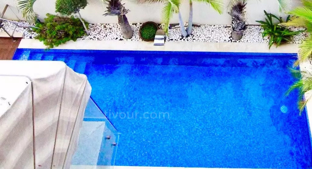 Villa de prestígio à venda em Ashdod – Bairro Youd Zayin, 2a linha do mar