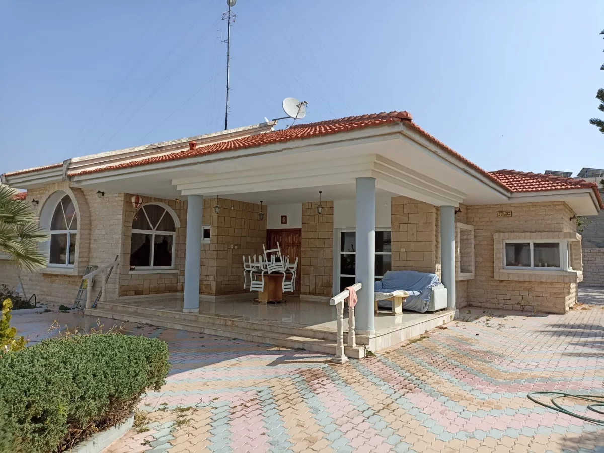 Bonne occasion à ne pas rater ! Villa à vendre, grand terrain, proche de la mer, Afridar, Ashkelon