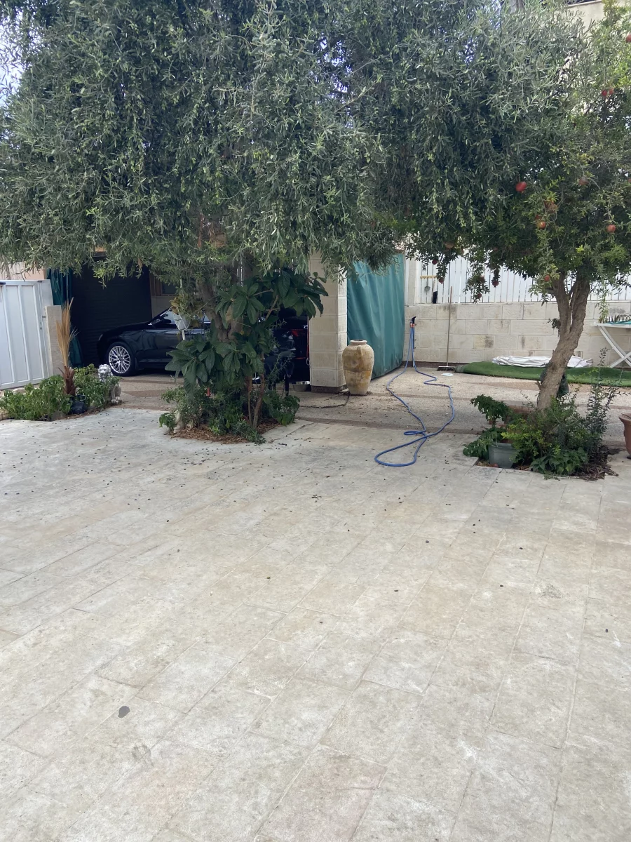 ¡Excelente oportunidad que no debe perderse! Gran casa de 6 habitaciones en venta, Gan Yavne