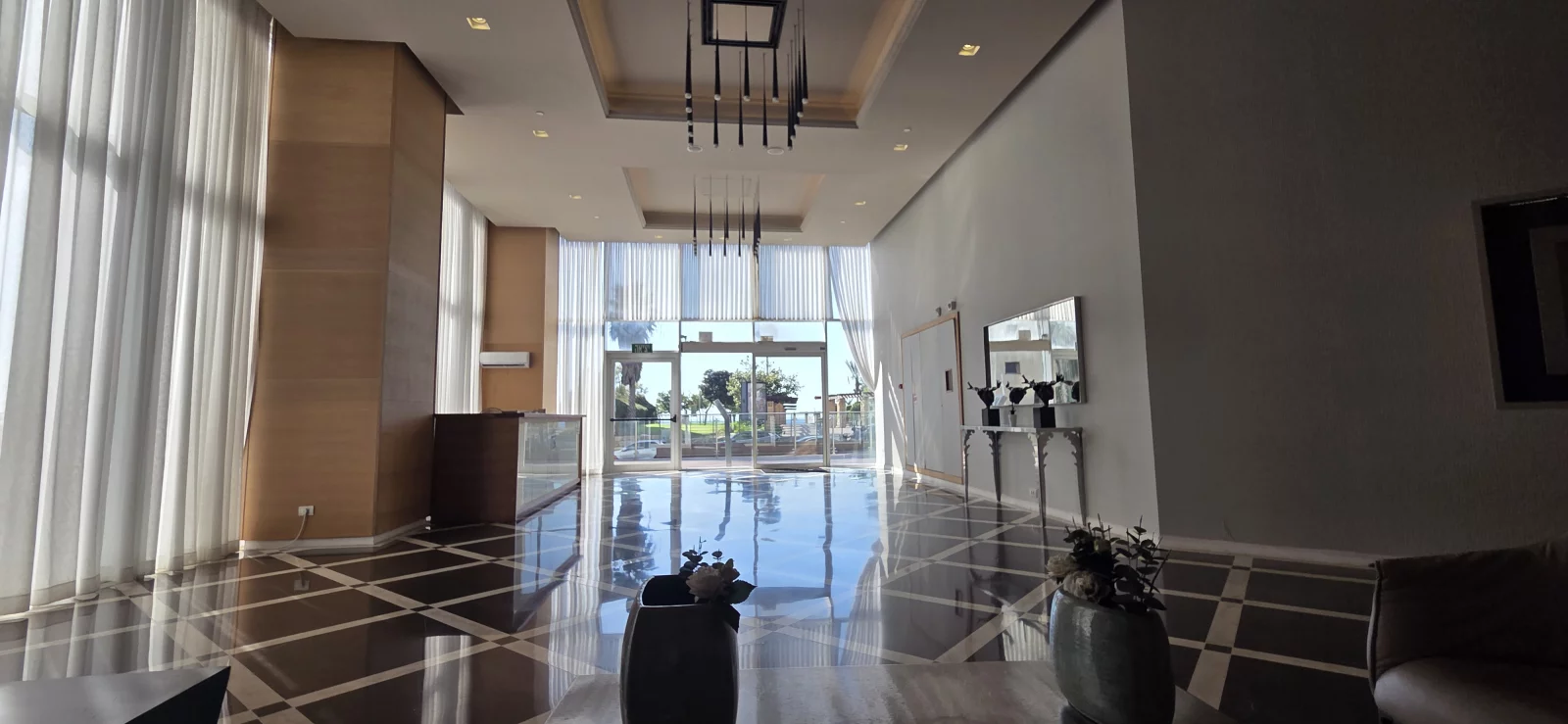 PENTHOUSE D’EXCEPTION première ligne mer - TOUR DE DAVID 
