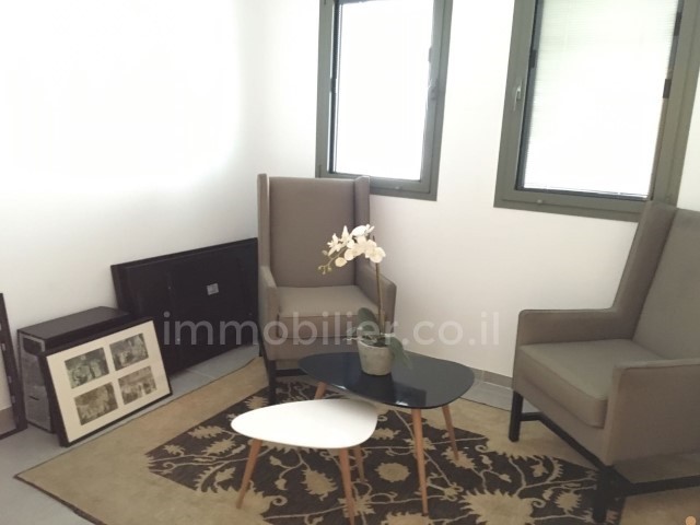 Apartamento 4 cômodos Jerusalém Centro da cidade 1-IBL-2438