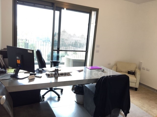 Apartamento 4 cômodos Jerusalém Centro da cidade 1-IBL-2438