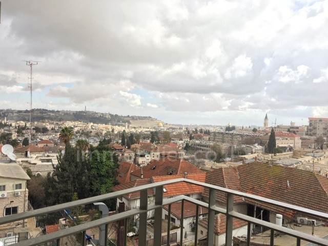 Apartamento 4 cômodos Jerusalém Centro da cidade 1-IBL-2438