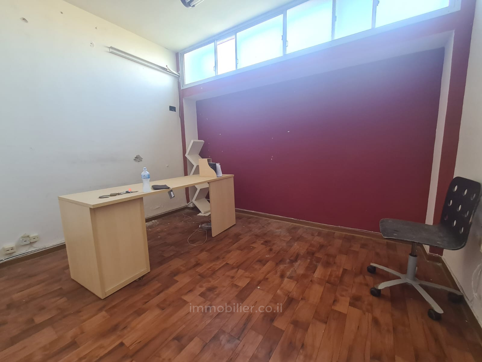 Escritórios 1 cômodos Netanya Centro da cidade 1-IBL-2843