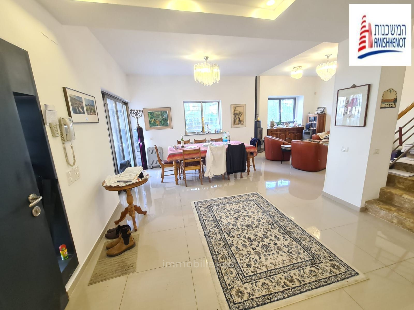 Casarão 7 cômodos Jerusalém Moshava Germanit 1-IBL-2860