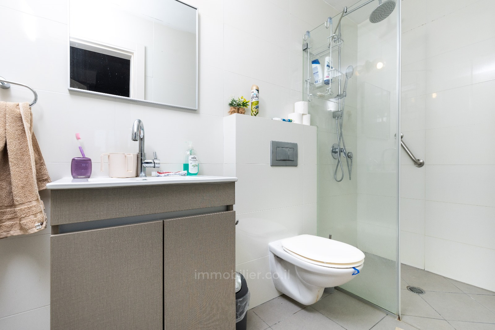 Apartamento 3 cômodos Jerusalém Baka 1-IBL-2876