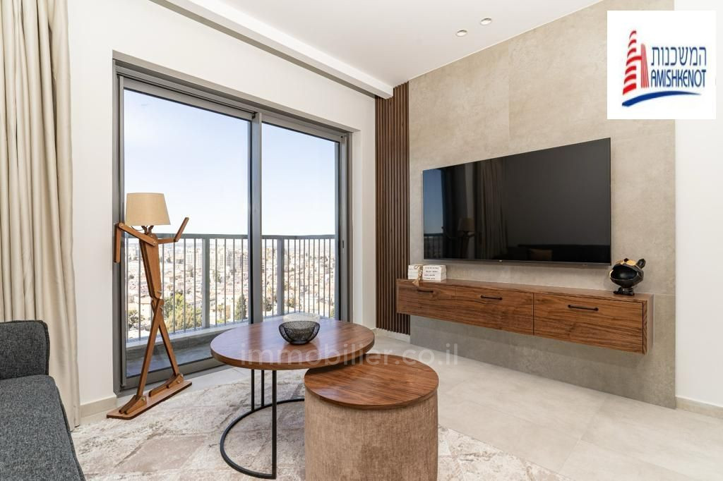 Apartamento 2 cômodos Jerusalém Centro da cidade 1-IBL-2879