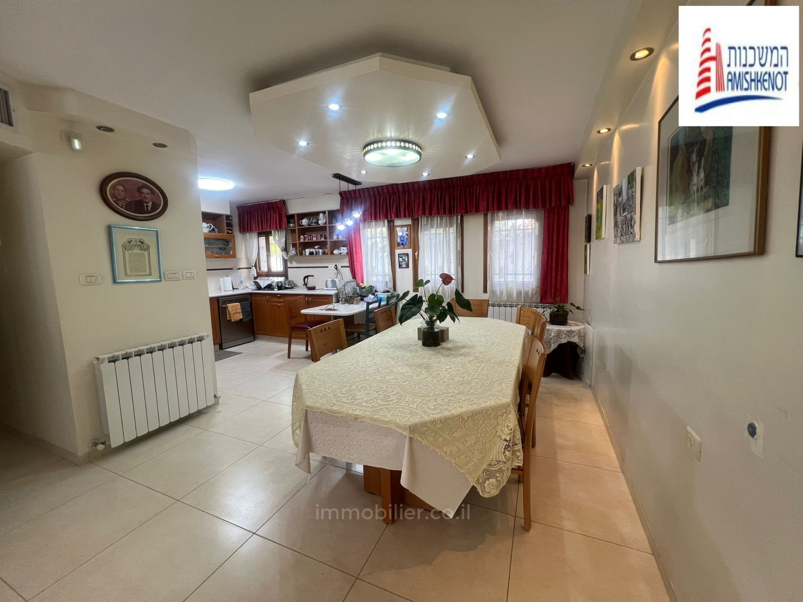 Apartamento 4 cômodos Jerusalém Moshava Germanit 1-IBL-2885