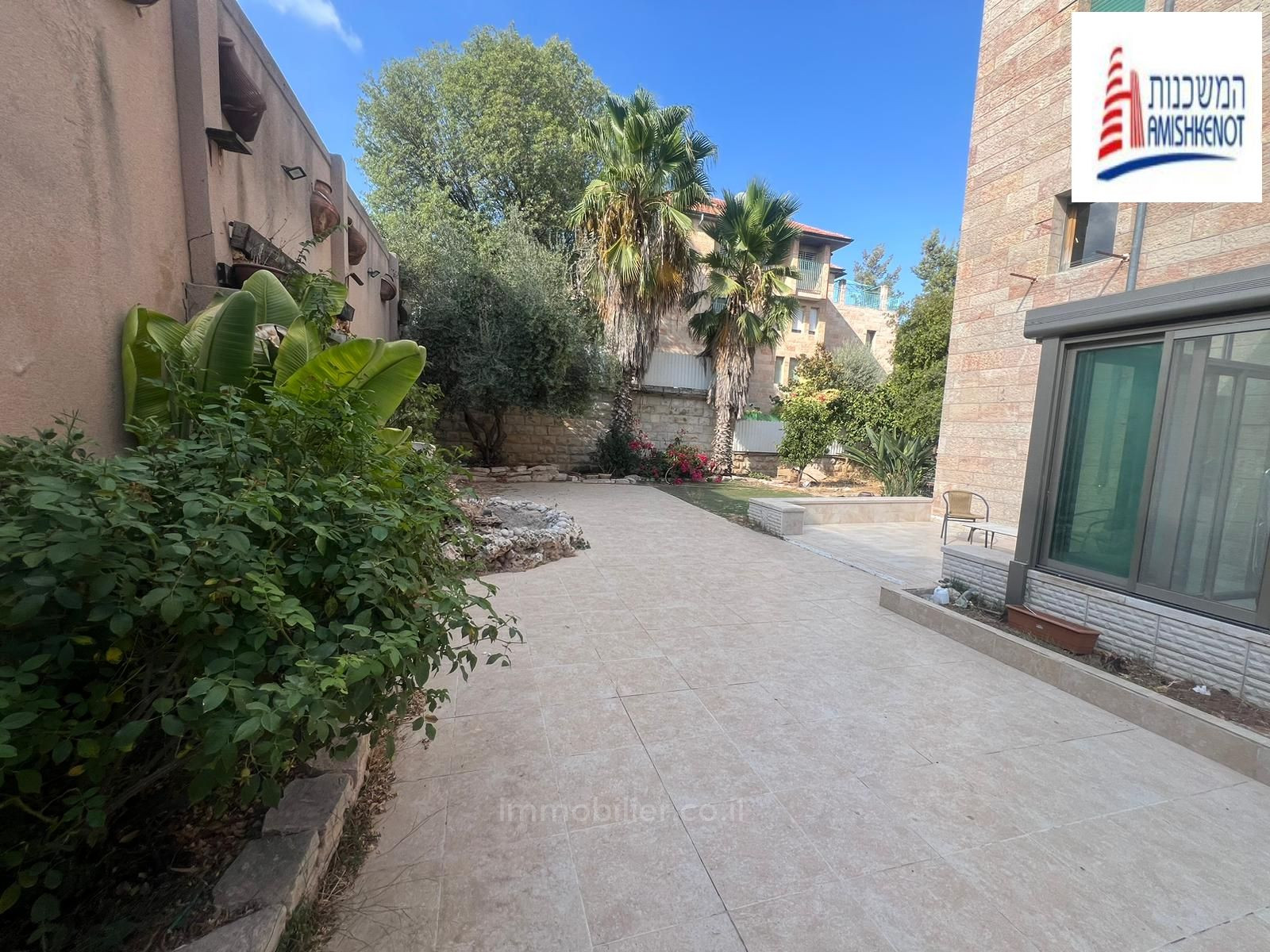 Apartamento 4 cômodos Jerusalém Moshava Germanit 1-IBL-2885