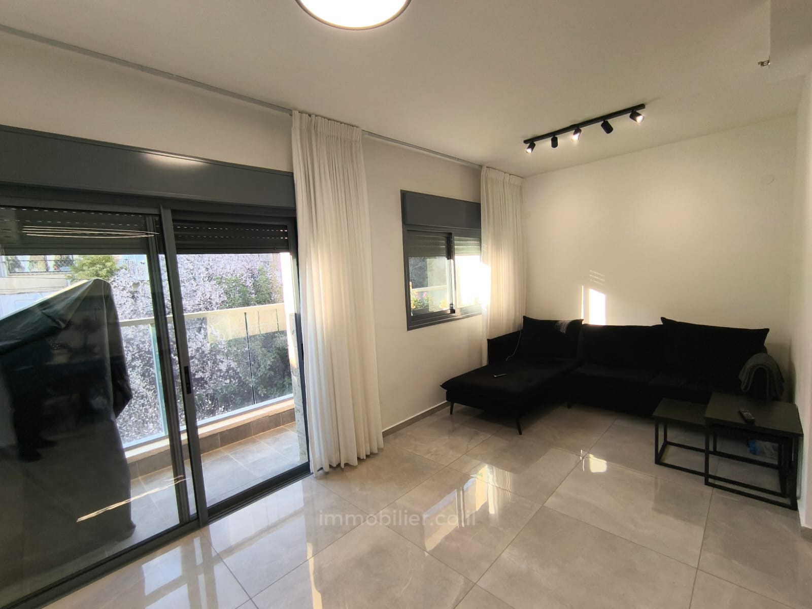 Apartamento 3 cômodos Jerusalém Kiryat Yovel 1-IBL-2898