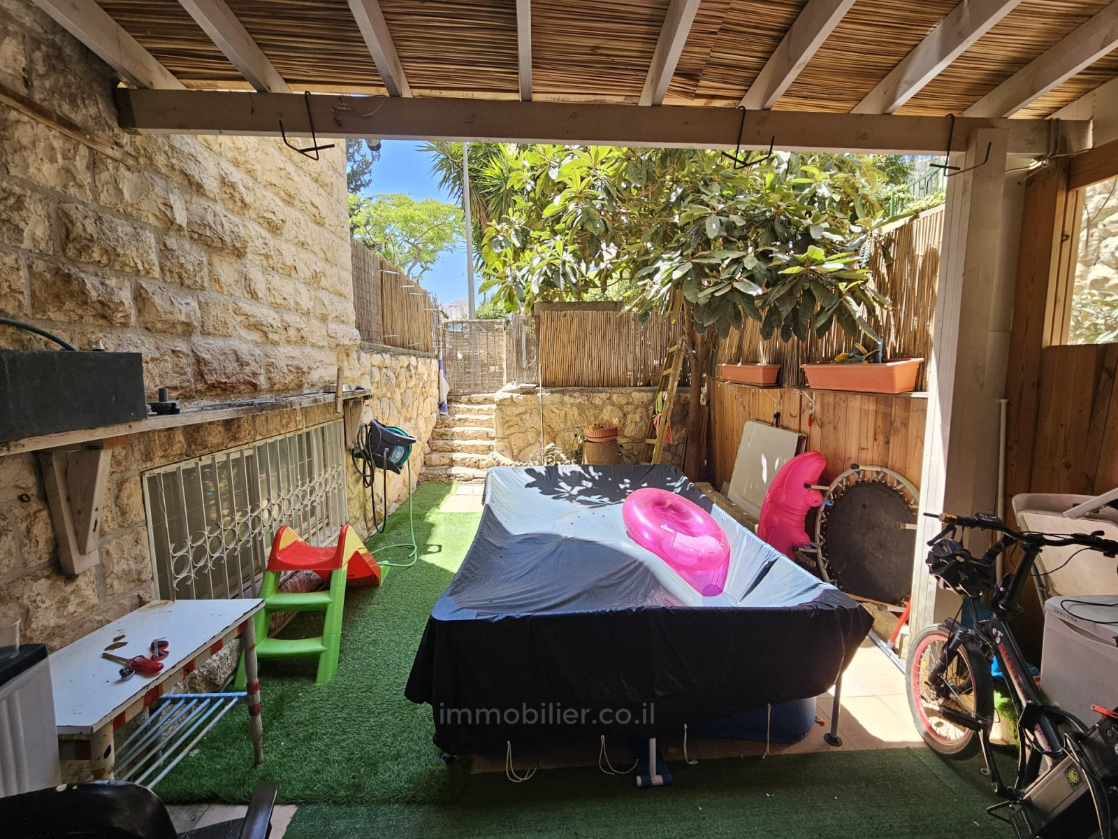 Apartamento 4 cômodos Jerusalém Armon Hanaziv 1-IBL-2901