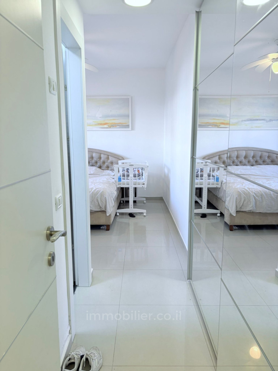 Apartamento 4 cômodos Jerusalém Makor Haim 1-IBL-2911