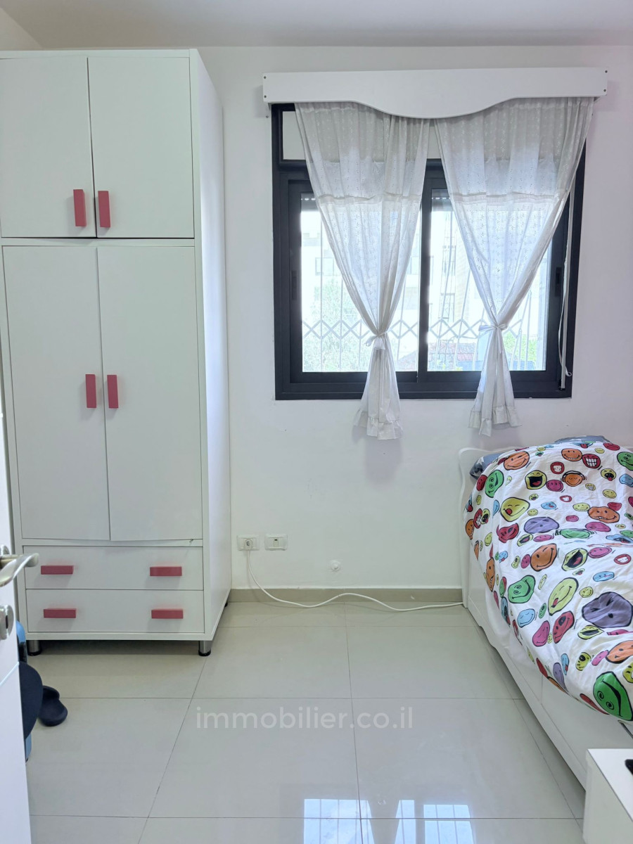 Apartamento 4 cômodos Jerusalém Makor Haim 1-IBL-2911