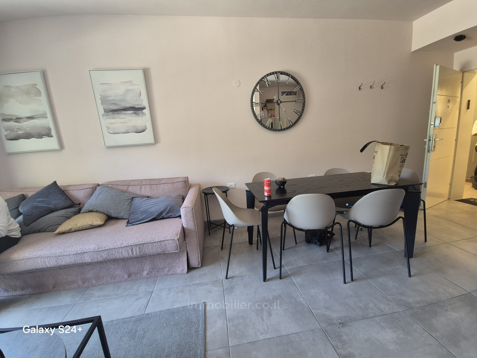 Apartamento 3 cômodos Jerusalém Centro da cidade 1-IBL-2913