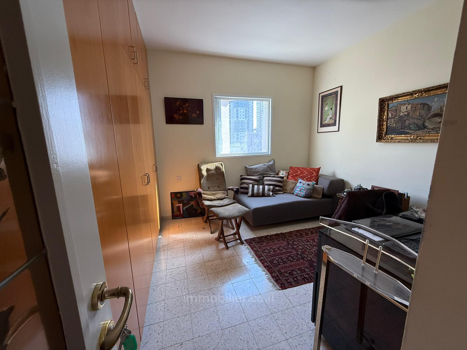 Apartamento 4 cômodos Netanya Mar 1-IBL-2928