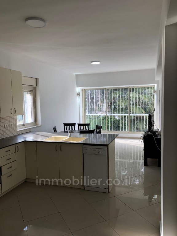 Apartamento 3 cômodos Jerusalém Talbieh 144-IBL-352