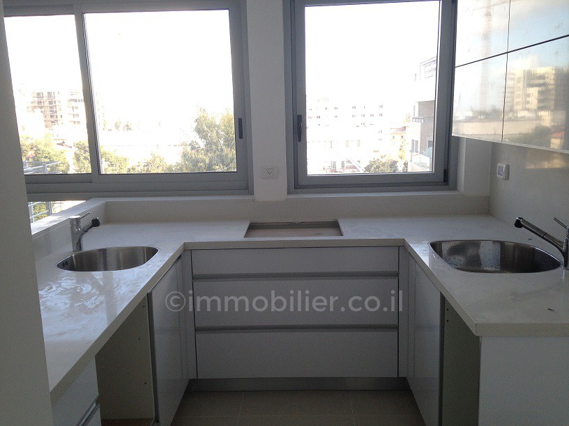 Apartamento 3 cômodos Jerusalém Centro da cidade 144-IBL-435