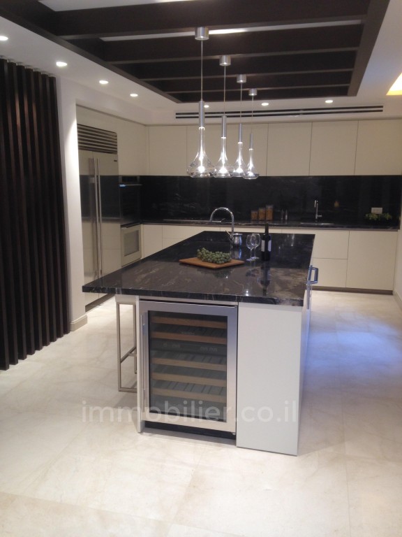 Apartamento 3 cômodos Jerusalém Mamila 144-IBL-480