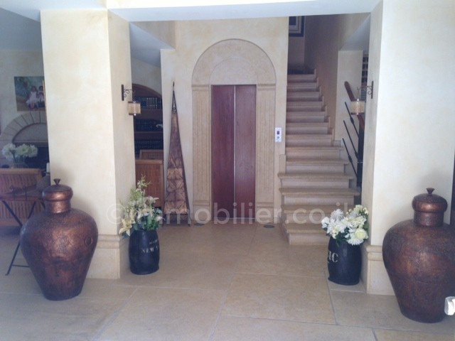 Casarão 10 cômodos Jerusalém Rehavia 144-IBL-492