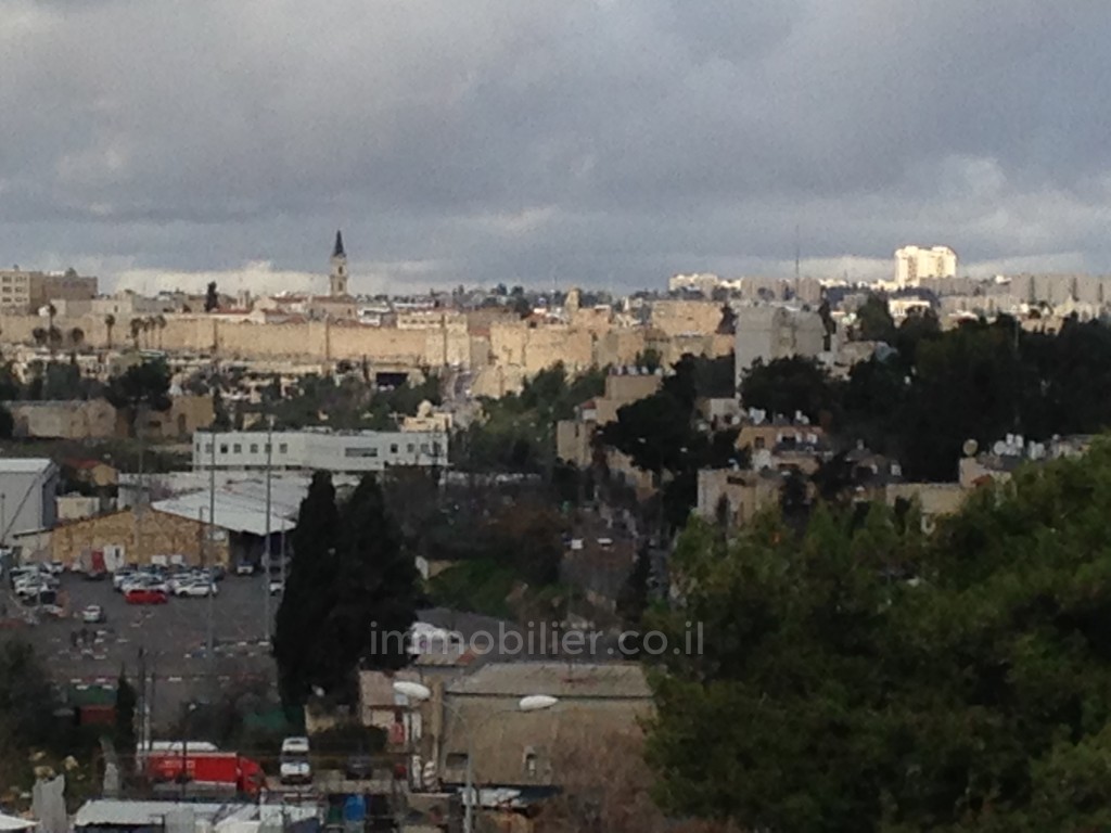 Apartamento 4 cômodos Jerusalém Baka 144-IBL-520