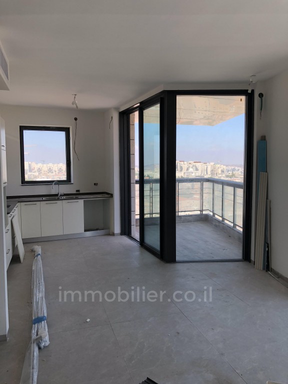 Apartamento 4 cômodos Jerusalém Centro da cidade 144-IBL-527