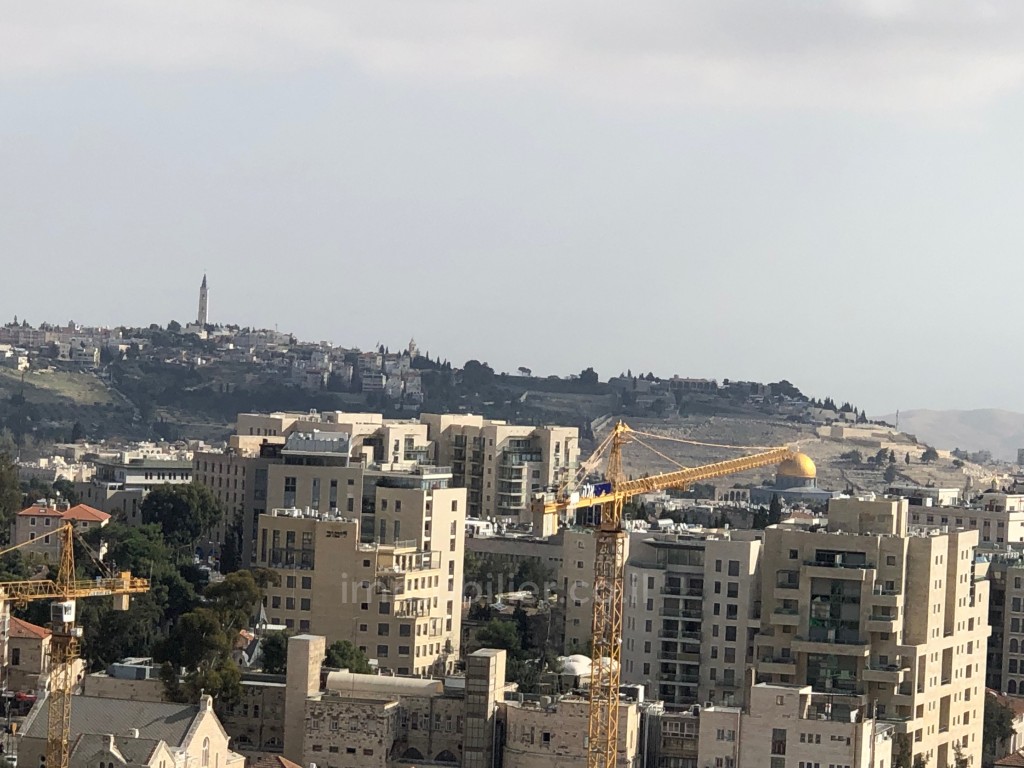 Apartamento 5 cômodos Jerusalém Centro da cidade 144-IBL-532