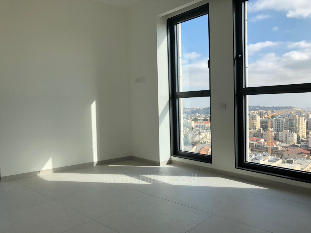 Apartamento 5 cômodos Jerusalém Centro da cidade 144-IBL-532
