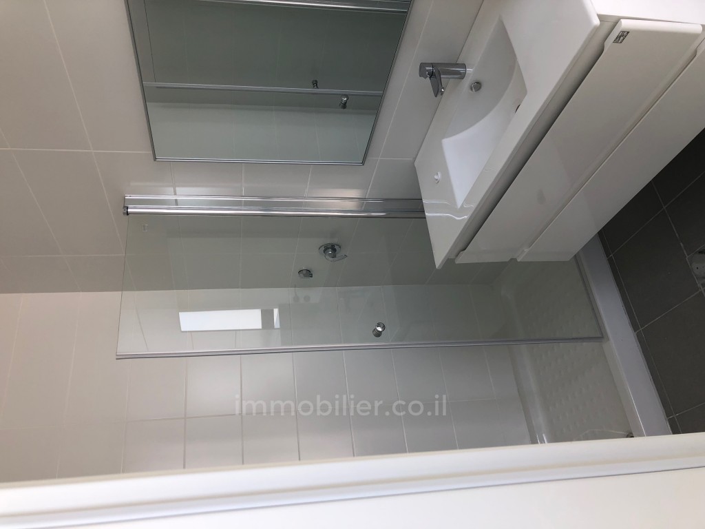 Apartamento 4 cômodos Jerusalém Centro da cidade 144-IBL-533