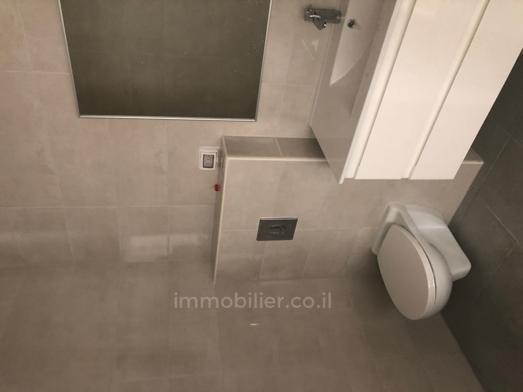 Apartamento 2 cômodos Jerusalém Centro da cidade 144-IBL-540