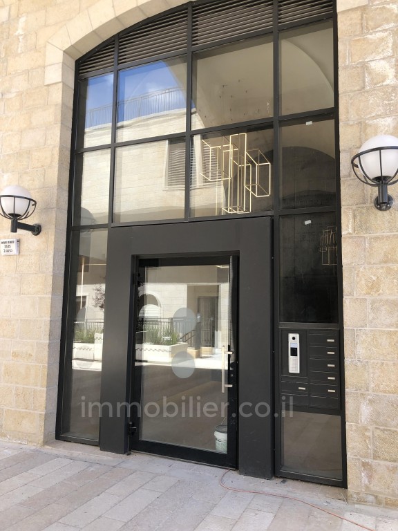 Apartamento 3 cômodos Jerusalém Mamila 144-IBL-553