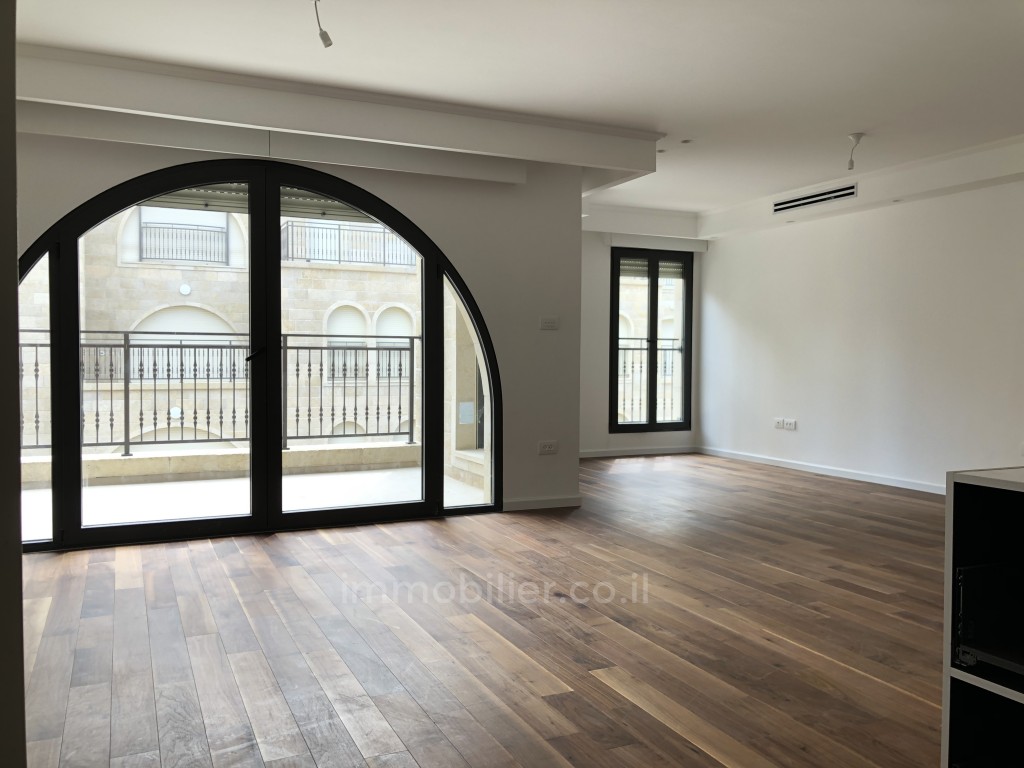 Apartamento 3 cômodos Jerusalém Mamila 144-IBL-553