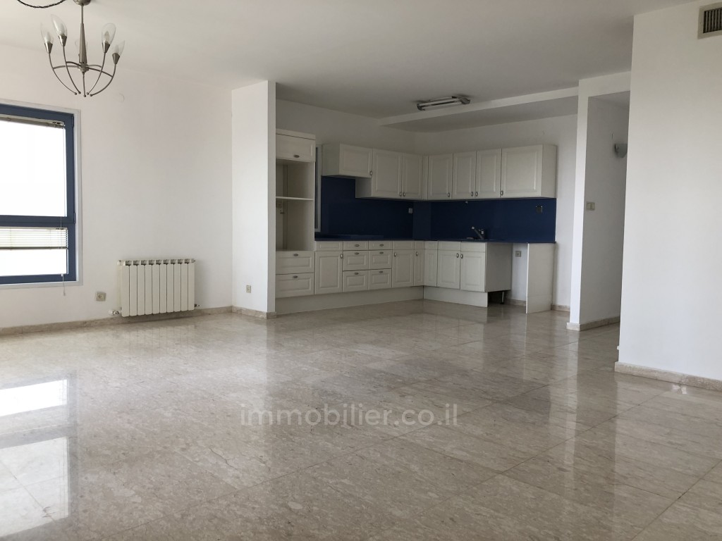 Apartamento 5 cômodos Jerusalém Centro da cidade 144-IBL-554