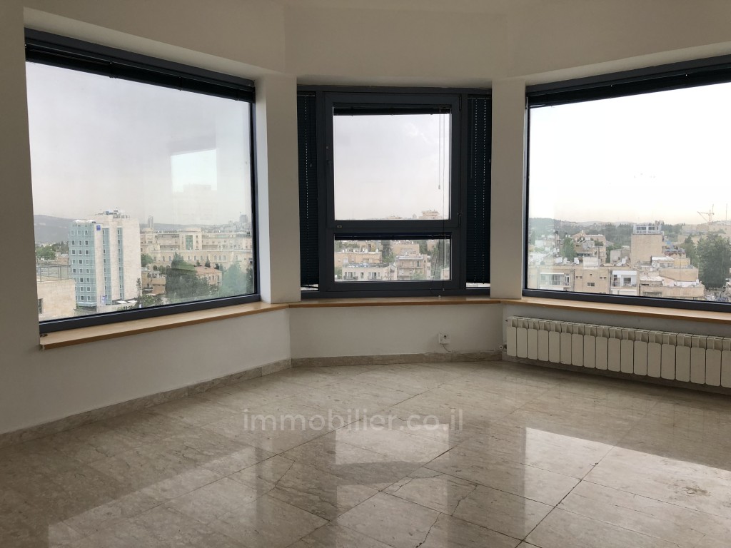 Apartamento 5 cômodos Jerusalém Centro da cidade 144-IBL-554