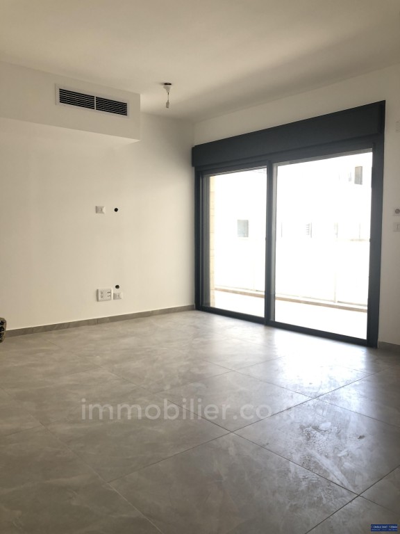 Apartamento 2 cômodos Jerusalém Baka 144-IBL-559