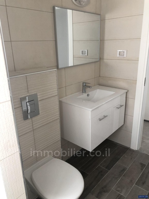 Apartamento 2 cômodos Jerusalém Baka 144-IBL-559