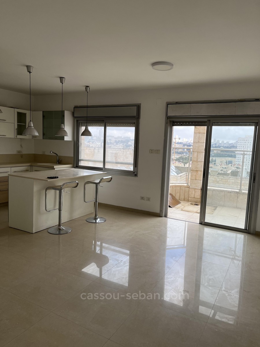 Apartamento 3 cômodos Jerusalém Beit Vagan 144-IBL-563