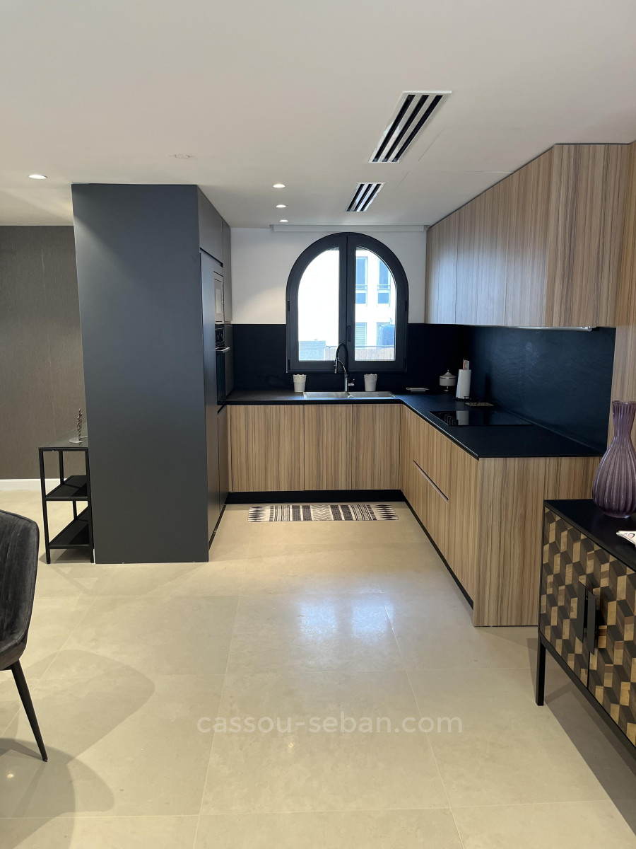 Apartamento 4 cômodos Jerusalém Mamila 144-IBL-571