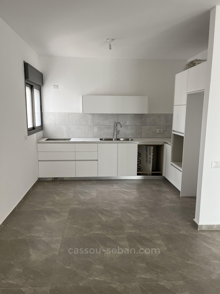 Apartamento 3 cômodos Netivot Neve sharon 144-IBL-584