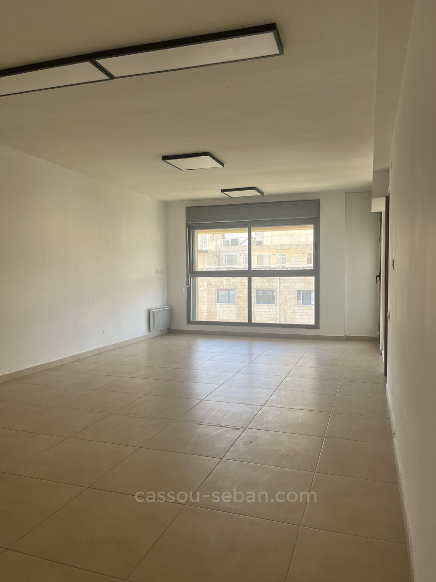 Apartamento 4 cômodos Jerusalém Centro da cidade 144-IBL-601
