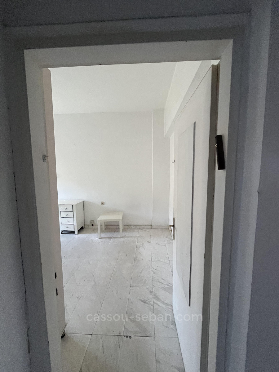 Apartamento 3 cômodos Jerusalém Centro da cidade 144-IBL-670