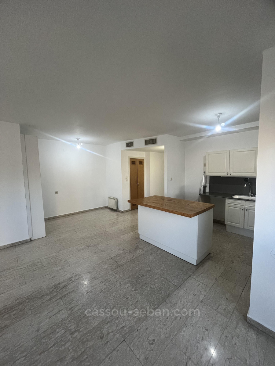 Apartamento 3 cômodos Jerusalém Centro da cidade 144-IBL-676