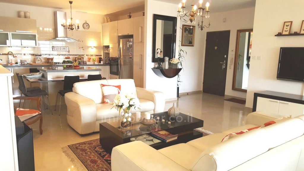 Apartamento 5 cômodos Ashdod Yud Bet 15-IBL-2738