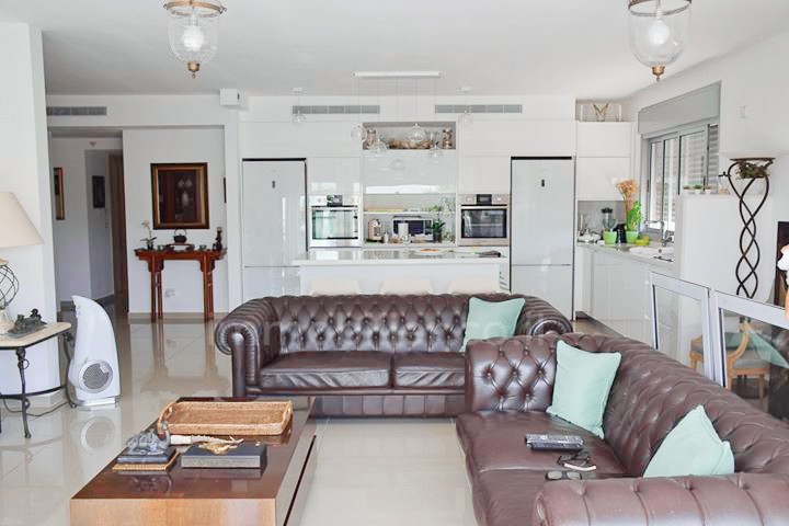 Cobertura 5 cômodos Ascalão Barnea 15-IBL-2753