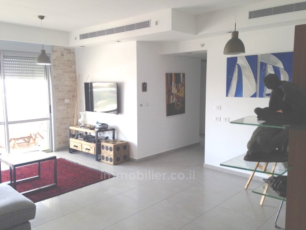 Apartamento 5 cômodos Ascalão Barnea 15-IBL-2810