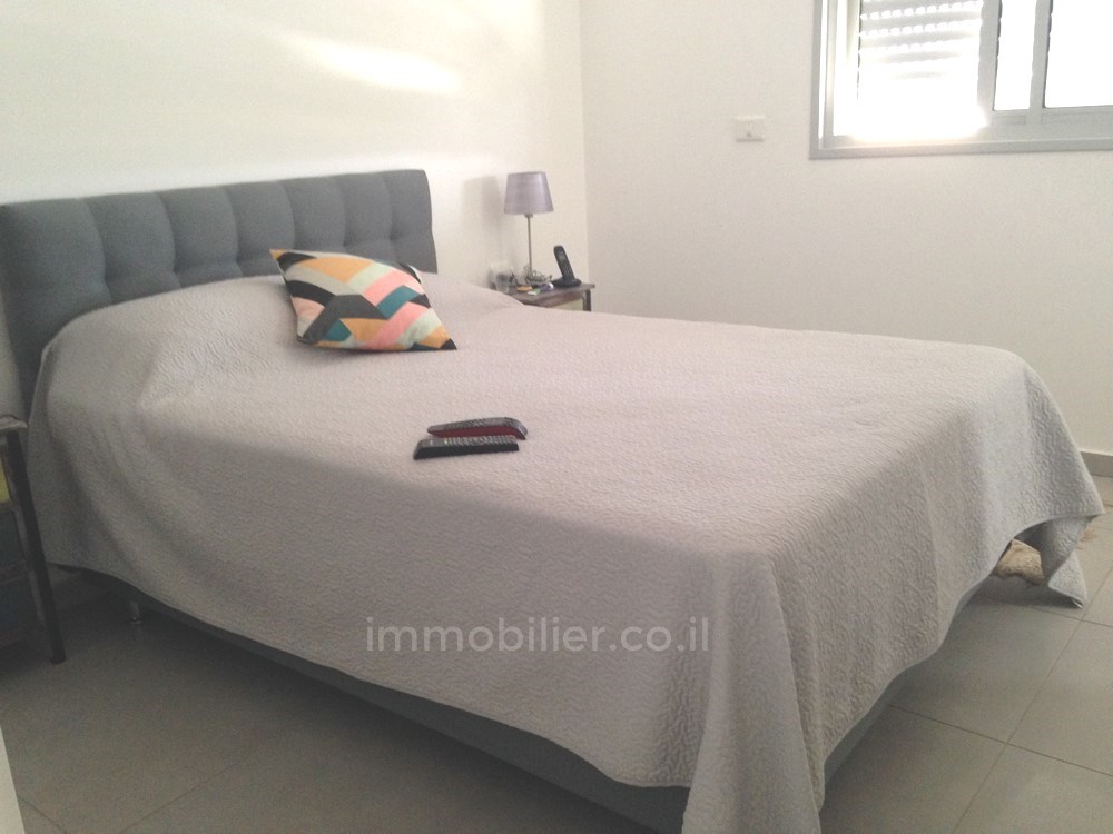 Apartamento 5 cômodos Ascalão Barnea 15-IBL-2810