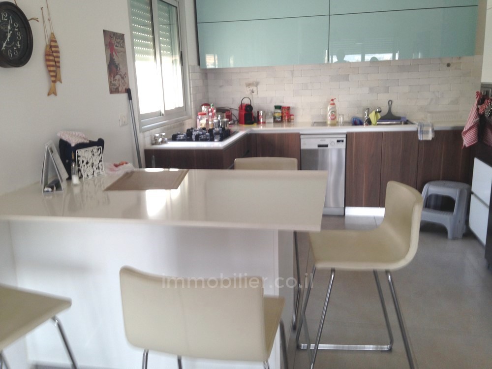 Apartamento 5 cômodos Ascalão Barnea 15-IBL-2810