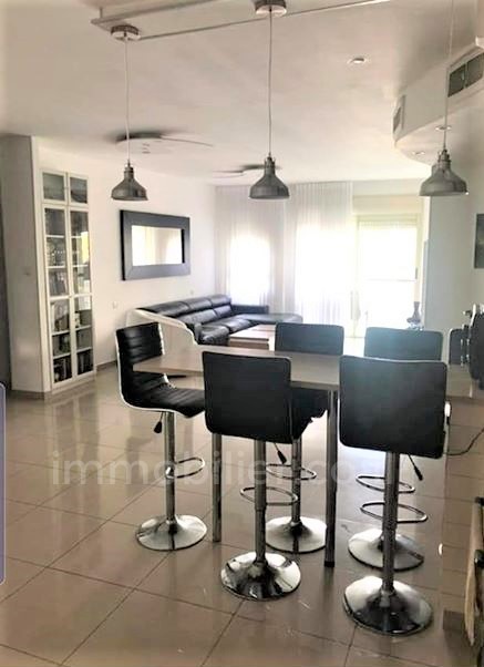 Apartamento 5.5 cômodos Ashdod City 15-IBL-2826