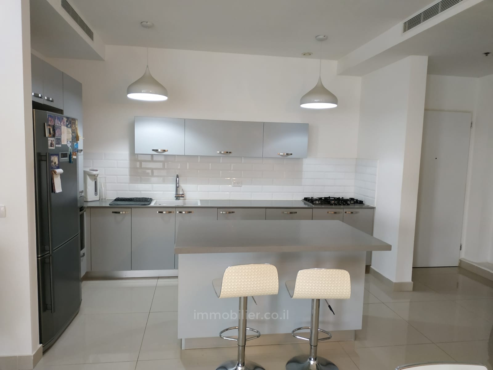 Apartamento 4 cômodos Ashdod Mar 15-IBL-2862