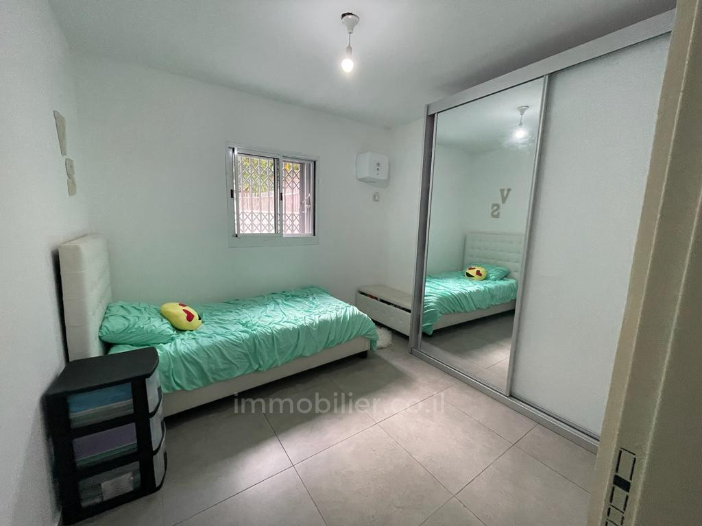 Apartamento garden 4 cômodos Ashdod He 15-IBL-2896