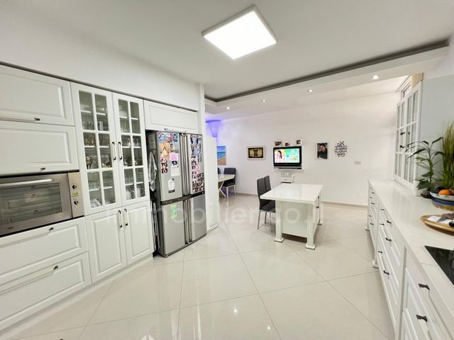 Casarão 10 cômodos Ashdod He 15-IBL-2952